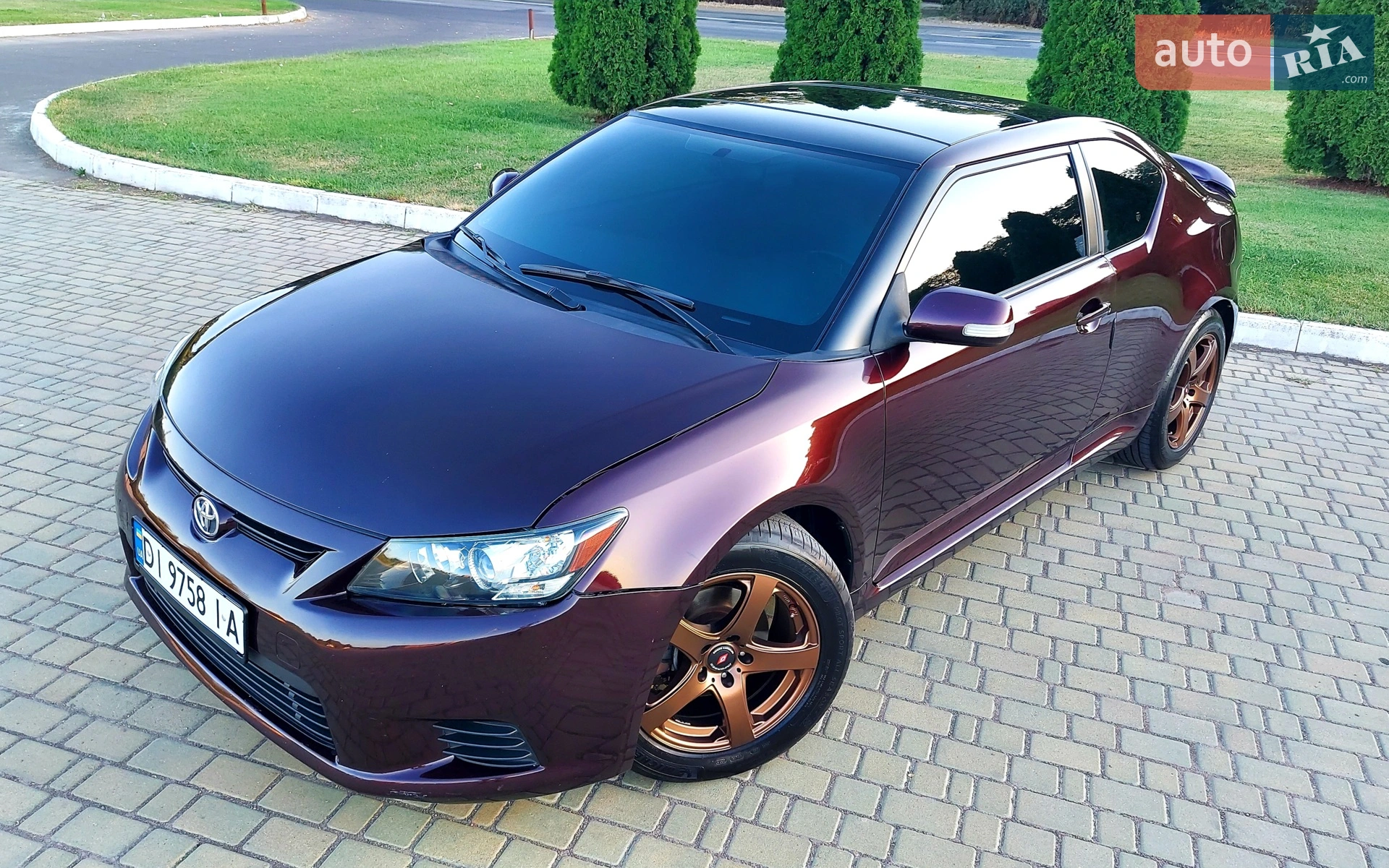 2011 Scion tC - мініатюра 12