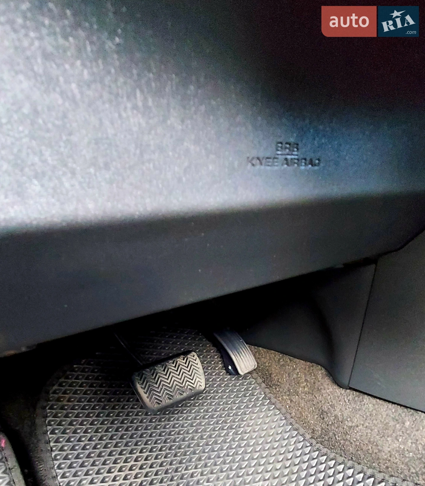 2011 Scion tC - мініатюра 49