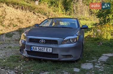 Купе Scion tC 2005 в Верхньому Водяному