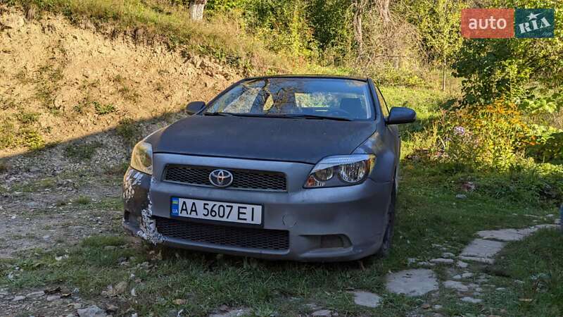 Scion tC 2005