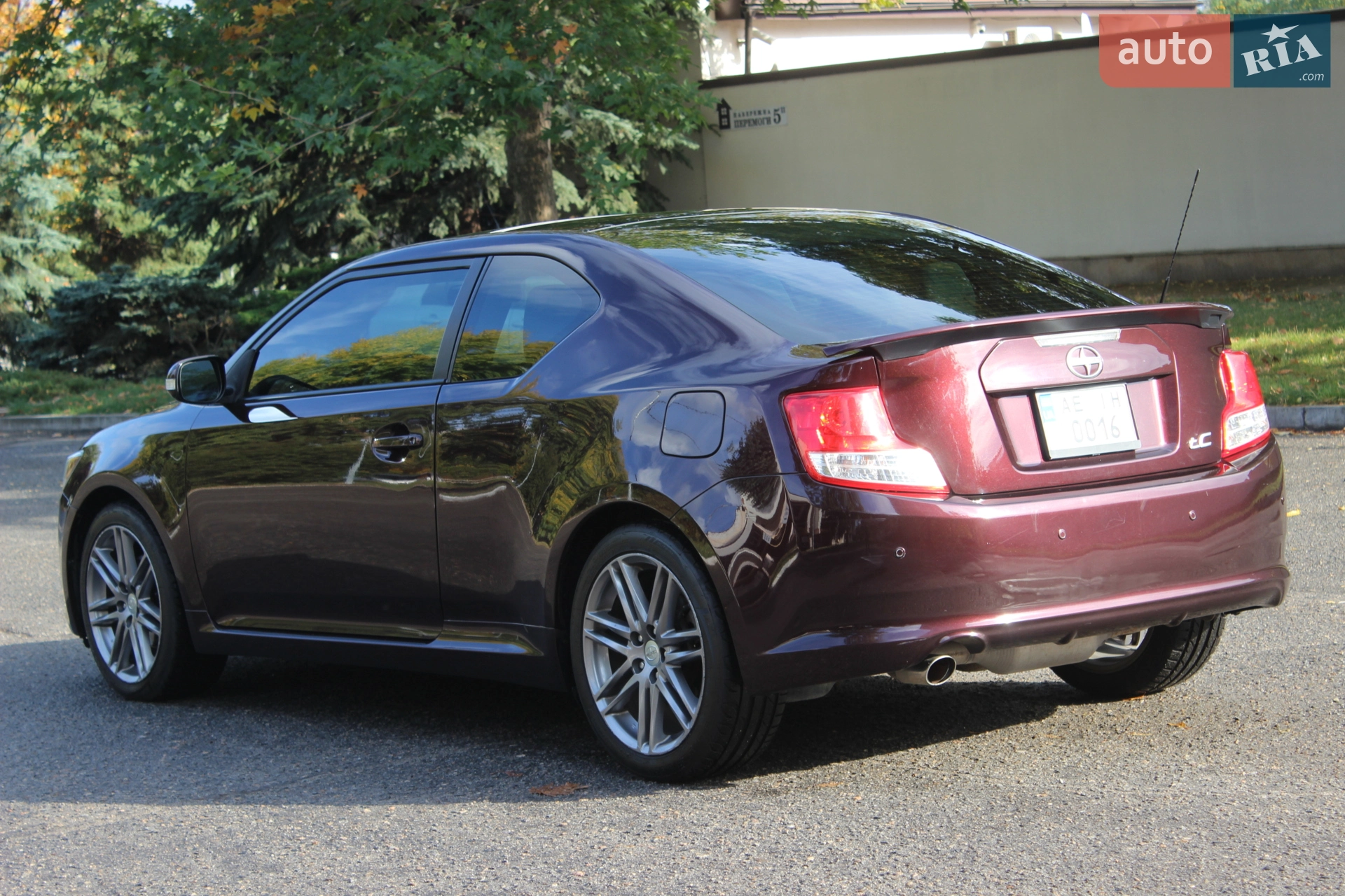 2012 Scion tC - мініатюра 8