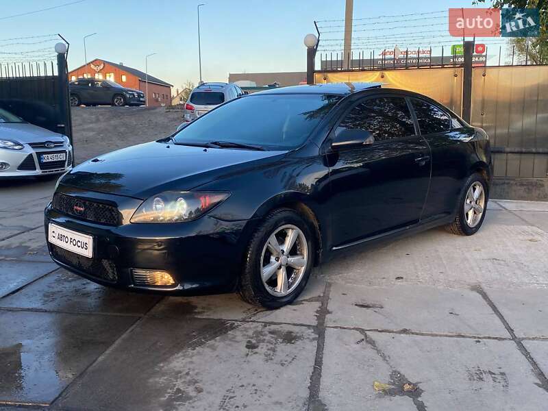 Купе Scion tC 2005 в Киеве