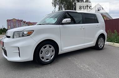 Универсал Scion xB 2011 в Киеве