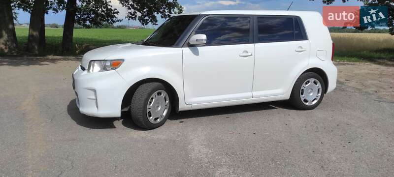 Седан Scion xB 2013 в Киеве фото 20 Седан Scion xB 2013 в Киеве