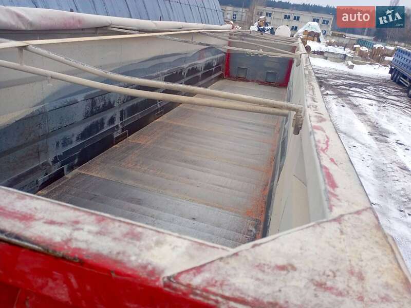 Самосвал полуприцеп SDC SDC 2004 в Жашкове