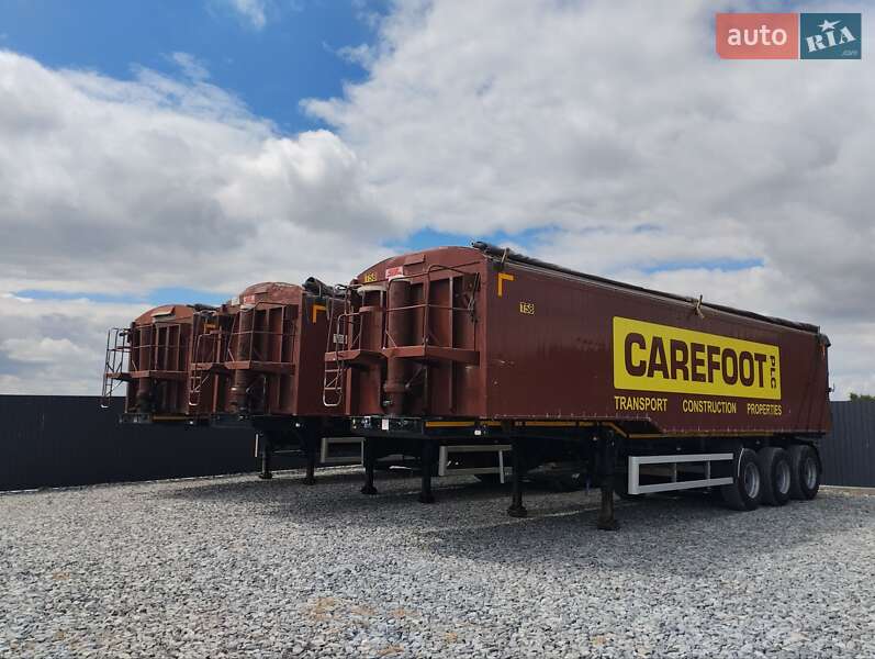 Самосвал полуприцеп SDC Tipper Trailer 2012 в 