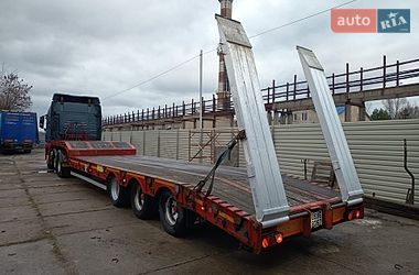 Платформа полуприцеп SDC Trailers Ltd 2006 в Житомире