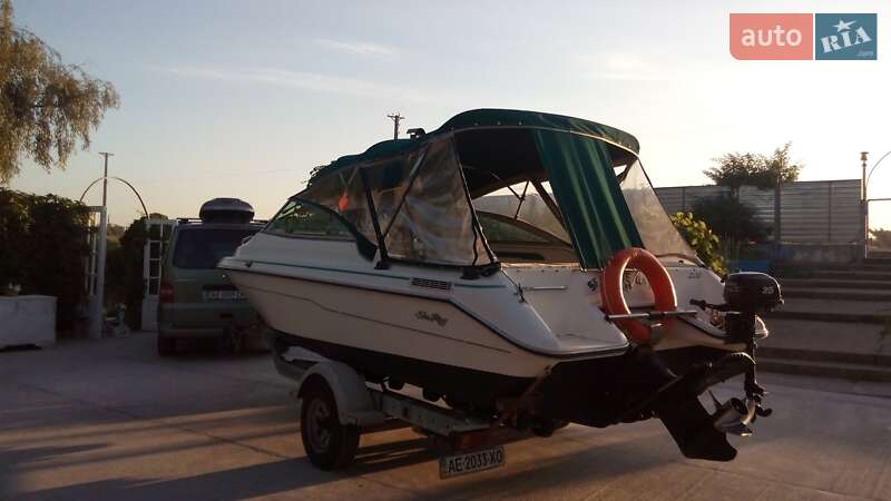 Катер Sea Ray 200 Sundeck 1990 в Марганце фото 2 Катер Sea Ray 200 Sundeck 1990 в Марганце