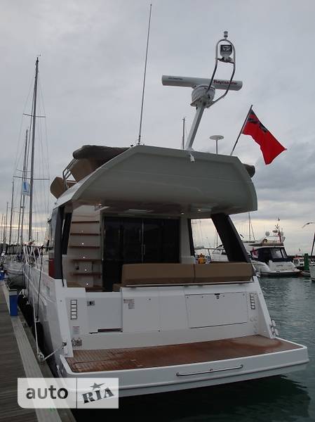 Моторная яхта SeaLine F46 2011 в Киеве