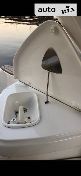 Моторная яхта SeaLine S28 2001 в Киеве