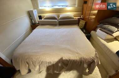 Моторная яхта SeaLine S42 2004 в 