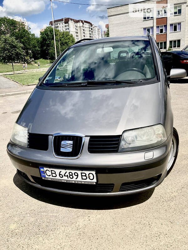 Минивэн SEAT Alhambra 2004 в Львове