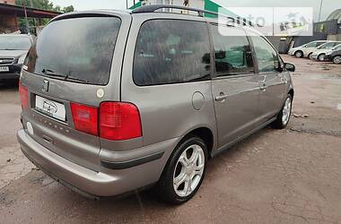 Универсал SEAT Alhambra 2009 в Чернигове