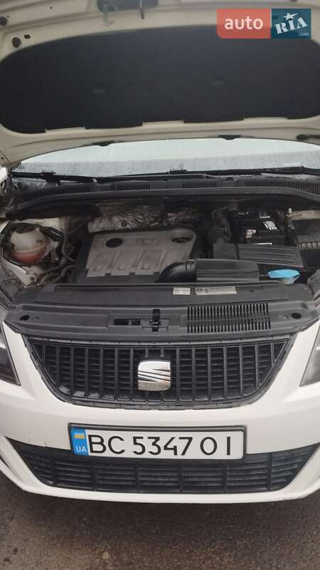 Мінівен SEAT Alhambra 2011 в Жовкві