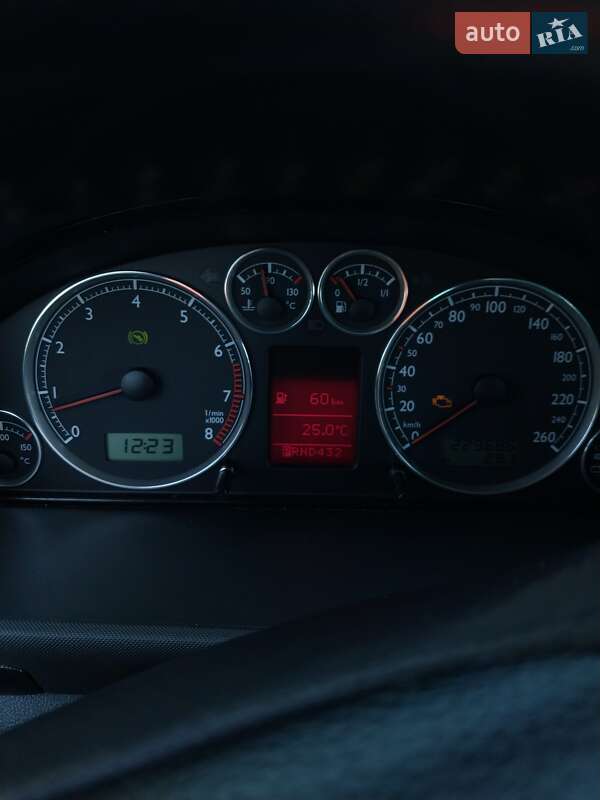 Минивэн SEAT Alhambra 2002 в Киеве фото 3 Минивэн SEAT Alhambra 2002 в Киеве