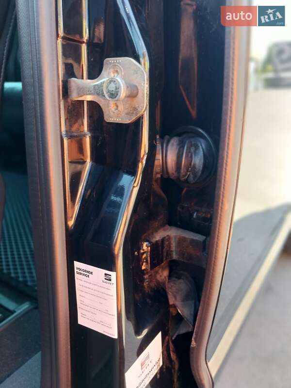 Минивэн SEAT Alhambra 2002 в Киеве фото 16 Минивэн SEAT Alhambra 2002 в Киеве