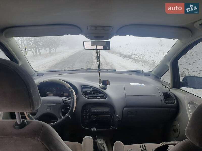 Минивэн SEAT Alhambra 1997 в Днепре