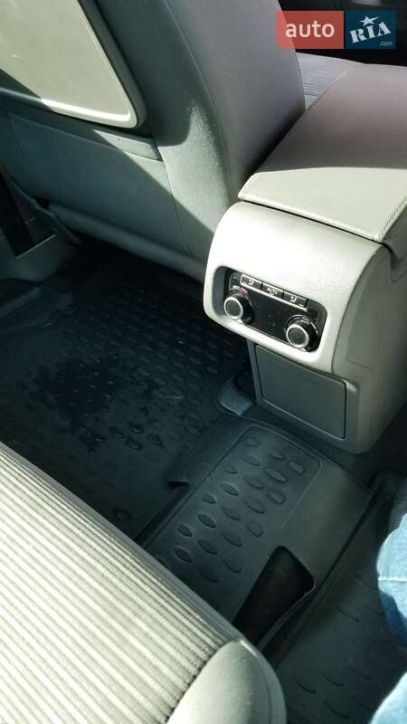 Минивэн SEAT Alhambra 2013 в Львове