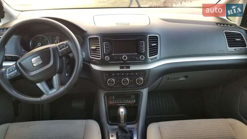 Минивэн SEAT Alhambra 2013 в Львове