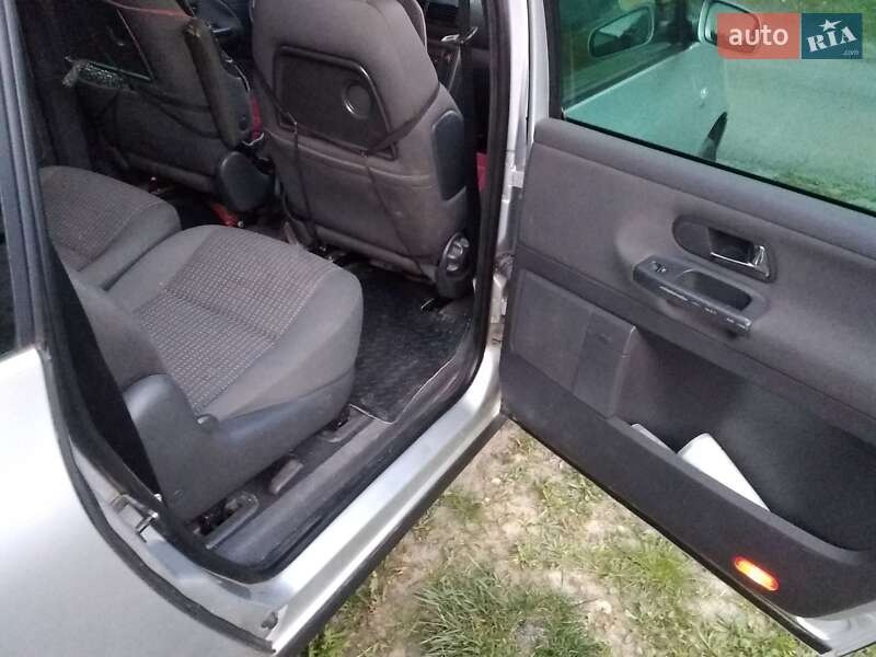 Минивэн SEAT Alhambra 2009 в Львове