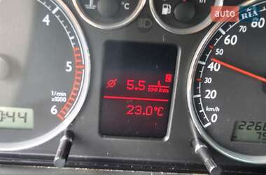 Минивэн SEAT Alhambra 2009 в 