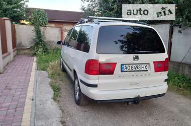 Минивэн SEAT Alhambra 2010 в 