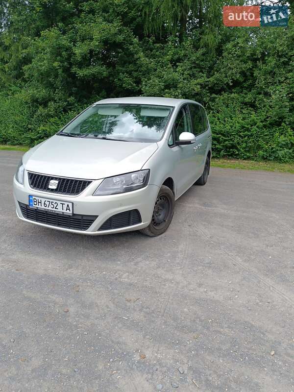 Минивэн SEAT Alhambra 2011 в Одессе