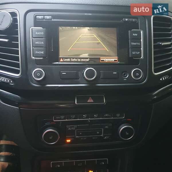 Минивэн SEAT Alhambra 2011 в Хмельницком