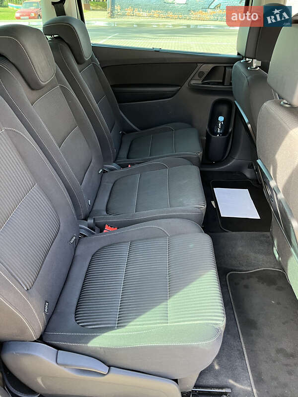 Минивэн SEAT Alhambra 2014 в Луцке