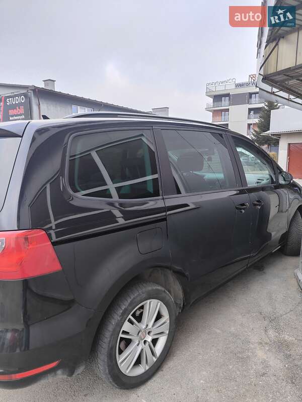 Минивэн SEAT Alhambra 2012 в Березовке