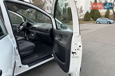 Минивэн SEAT Alhambra 2009 в 