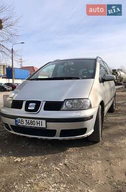 Мінівен SEAT Alhambra 2003 в Києві