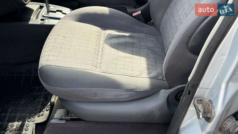 Минивэн SEAT Alhambra 2001 в Нововолынске