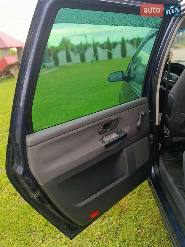 Мінівен SEAT Alhambra 2002 в Яворові