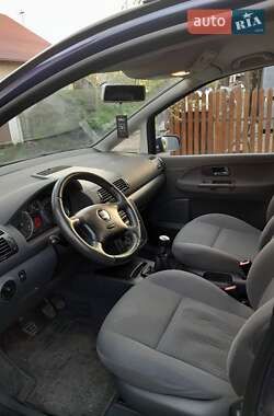 Минивэн SEAT Alhambra 2009 в 