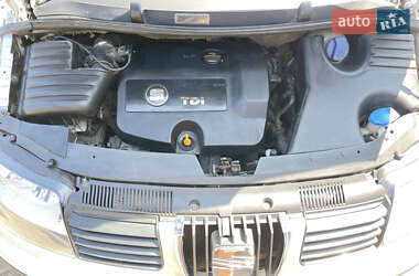 Минивэн SEAT Alhambra 2006 в 