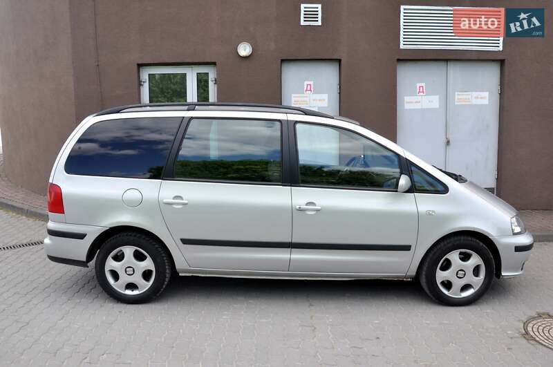 Минивэн SEAT Alhambra 2002 в Львове