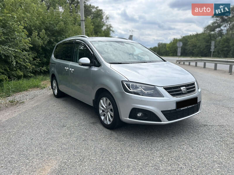 Минивэн SEAT Alhambra 2016 в Днепре