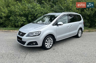 Минивэн SEAT Alhambra 2016 в 