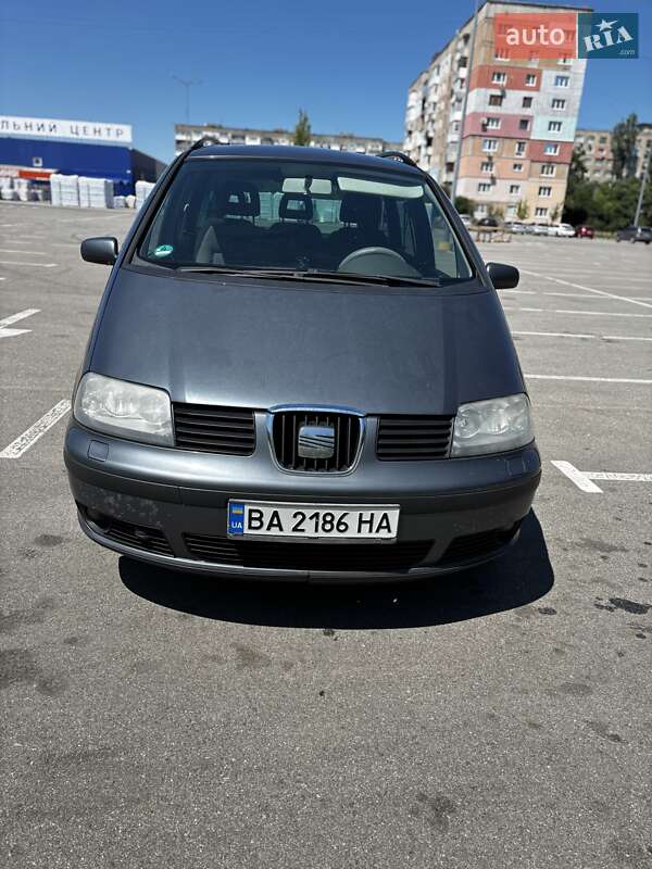 Минивэн SEAT Alhambra 2008 в 