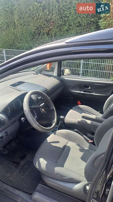 Минивэн SEAT Alhambra 2008 в Теплодаре