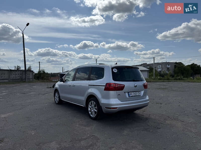 Минивэн SEAT Alhambra 2011 в Луцке