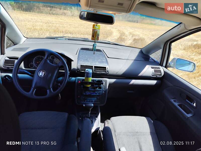 Минивэн SEAT Alhambra 2004 в Прилуках