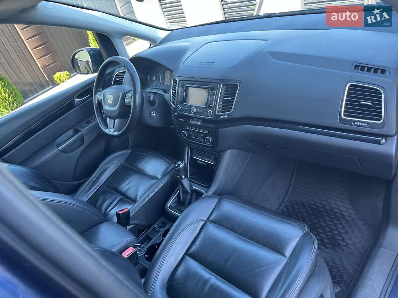 Минивэн SEAT Alhambra 2012 в Черновцах