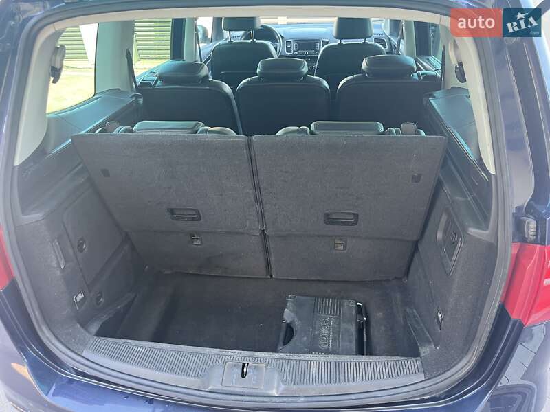Минивэн SEAT Alhambra 2012 в Черновцах