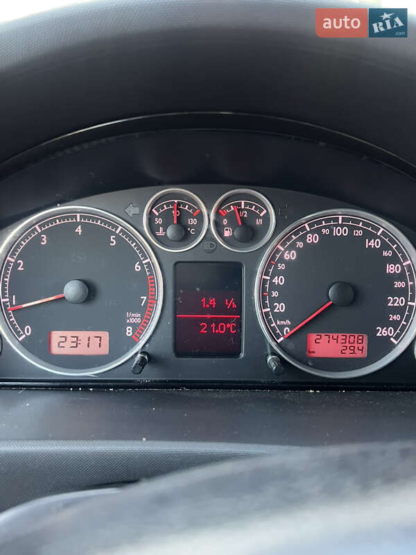 Минивэн SEAT Alhambra 2008 в Самборе