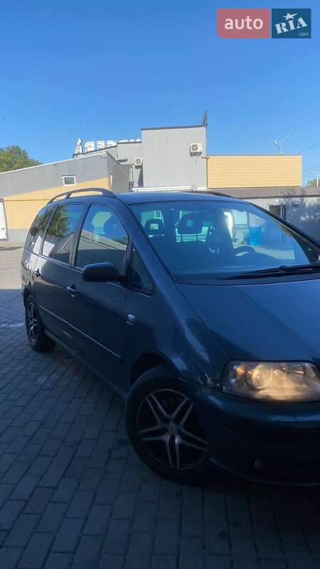 Минивэн SEAT Alhambra 2007 в Черновцах