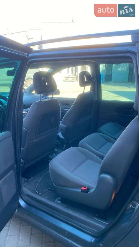 Минивэн SEAT Alhambra 2007 в Черновцах