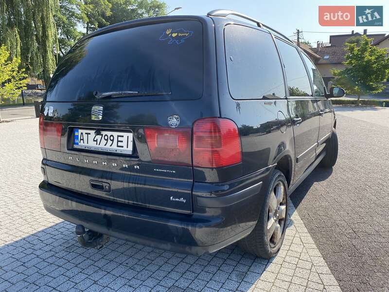 Минивэн SEAT Alhambra 2010 в Львове