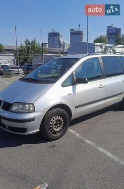 Минивэн SEAT Alhambra 2004 в Киеве
